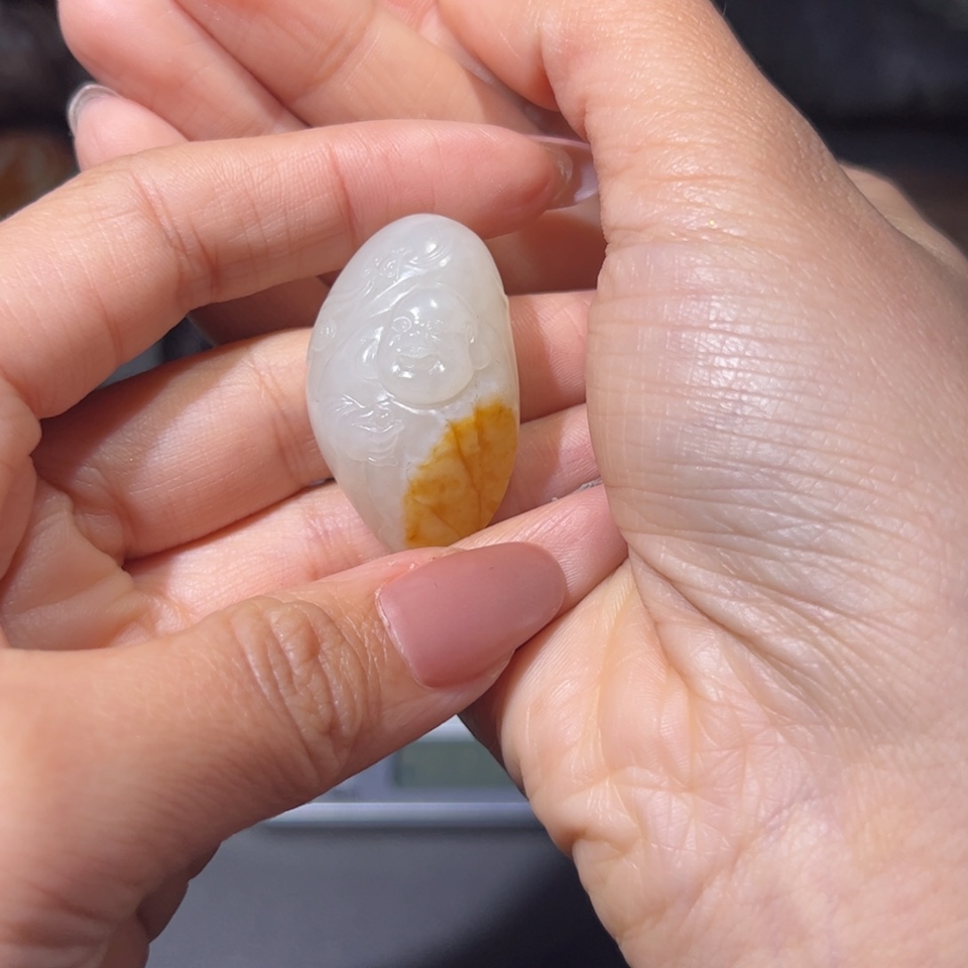 随***安和田玉未镶嵌挂件