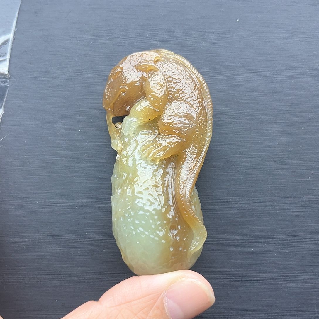 和田玉挂件未镶嵌