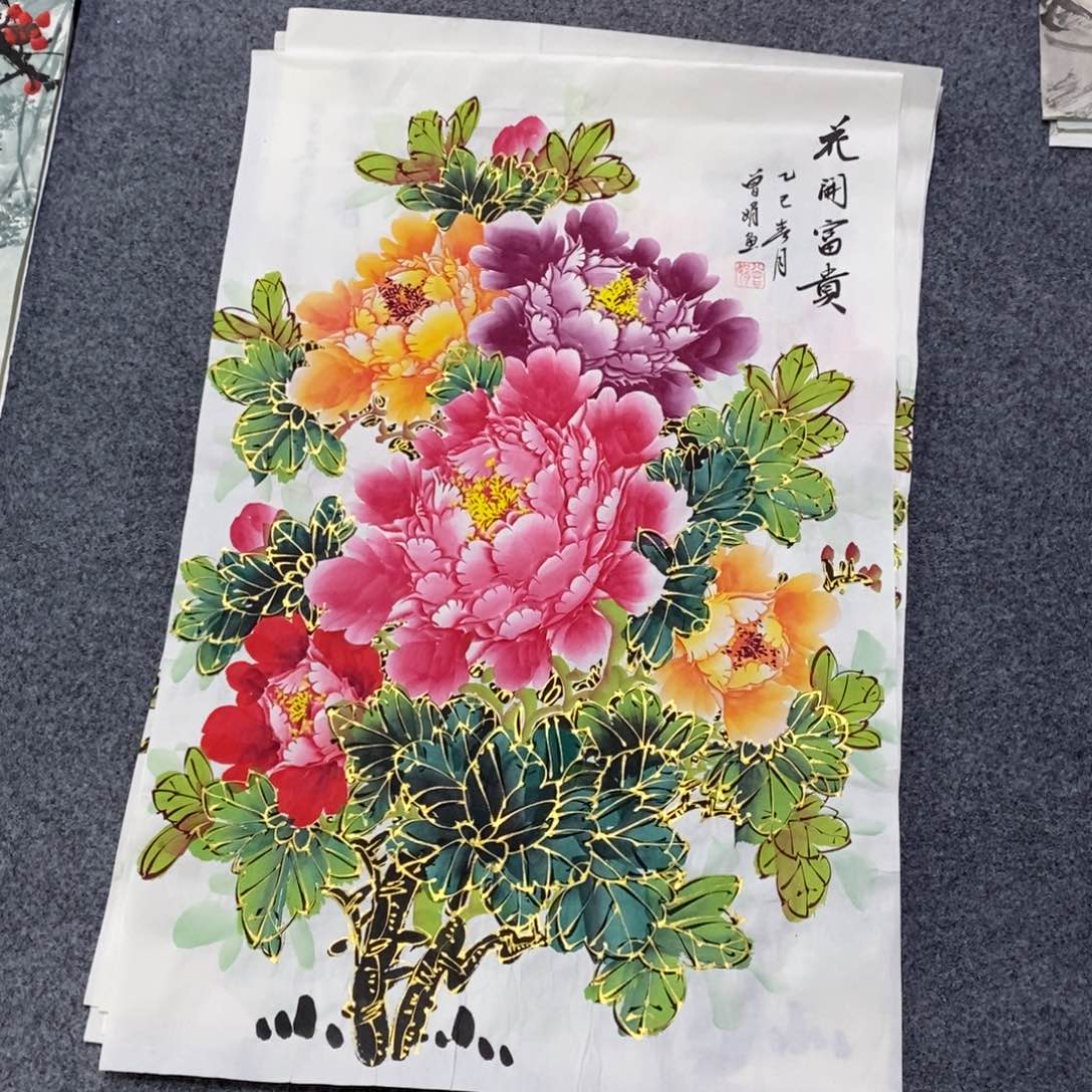 国画尺寸68✖️46四尺开三纯手绘金线牡丹