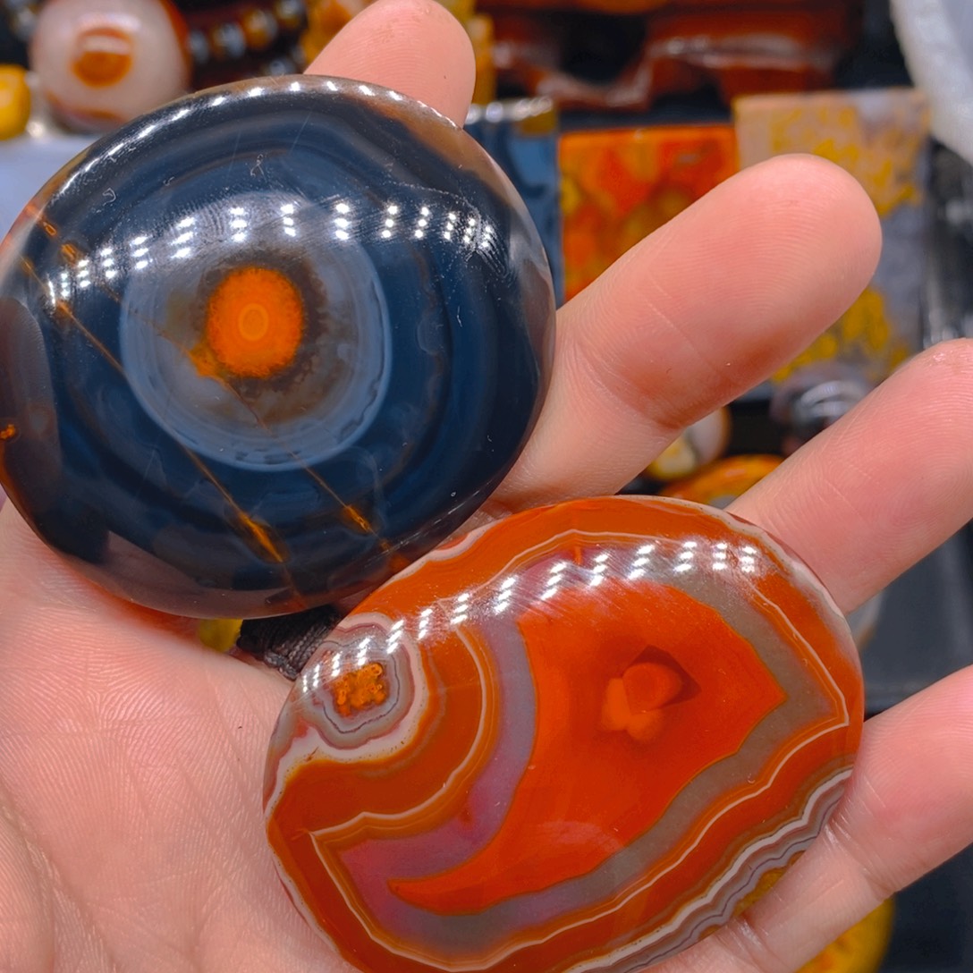 用***3玛瑙/玉髓未镶嵌颈饰