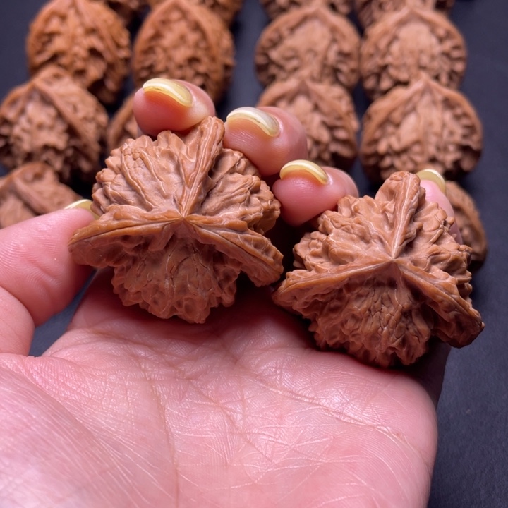 吊坠文玩核桃盘山三棱