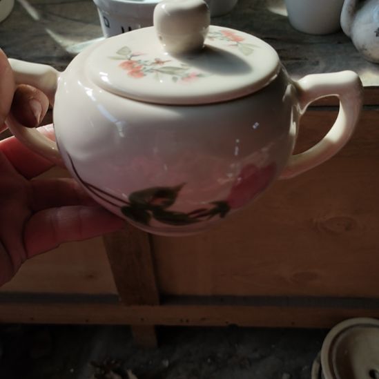 陶瓷出口茶叶罐一支