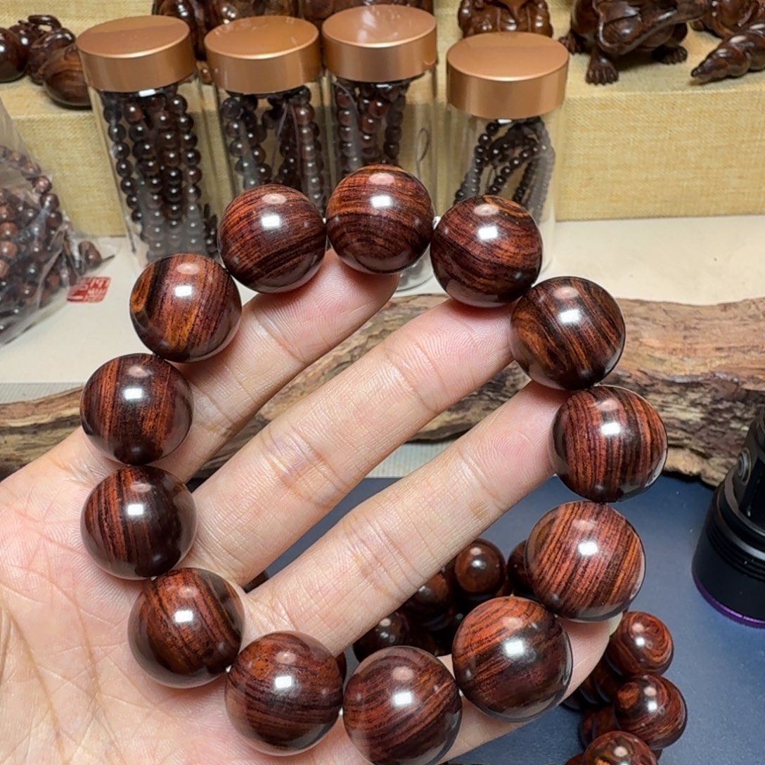 黄花梨/降香黄檀手串/手链海南黄花梨1.8紫油梨大黑线