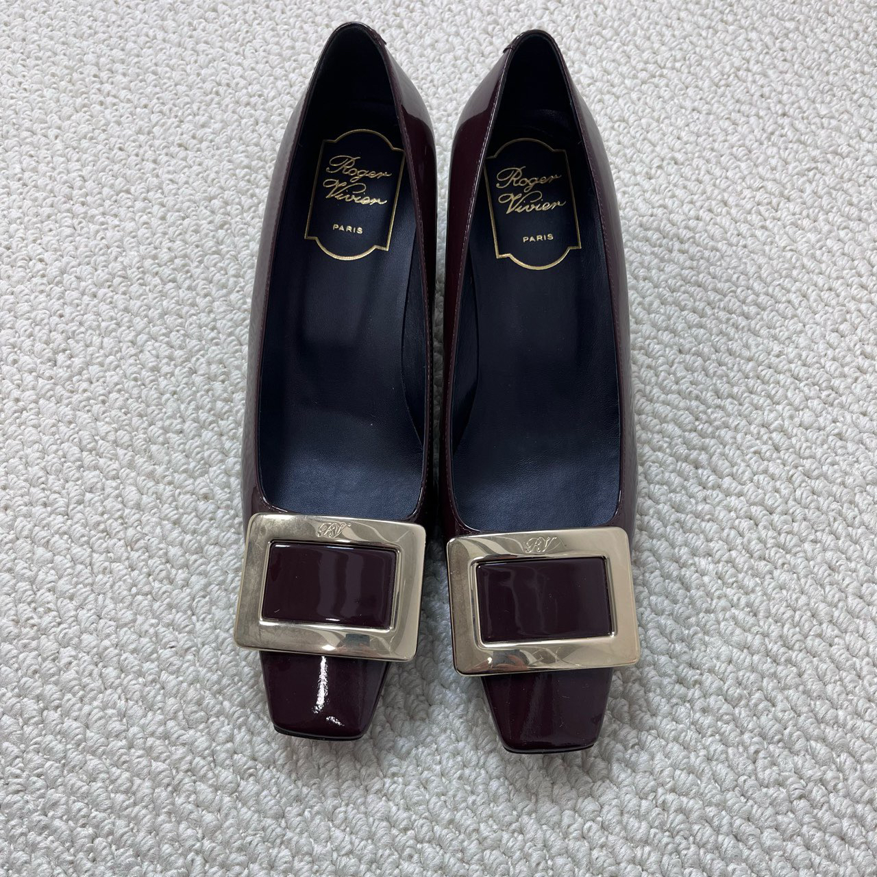 95新 Roger Vivier/罗杰·维威耶 酒红色 高跟鞋 98新 36.5码A6181