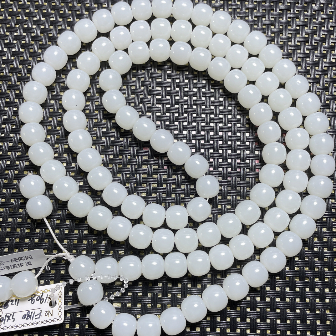 新疆和田玉卡9/10mm108粒