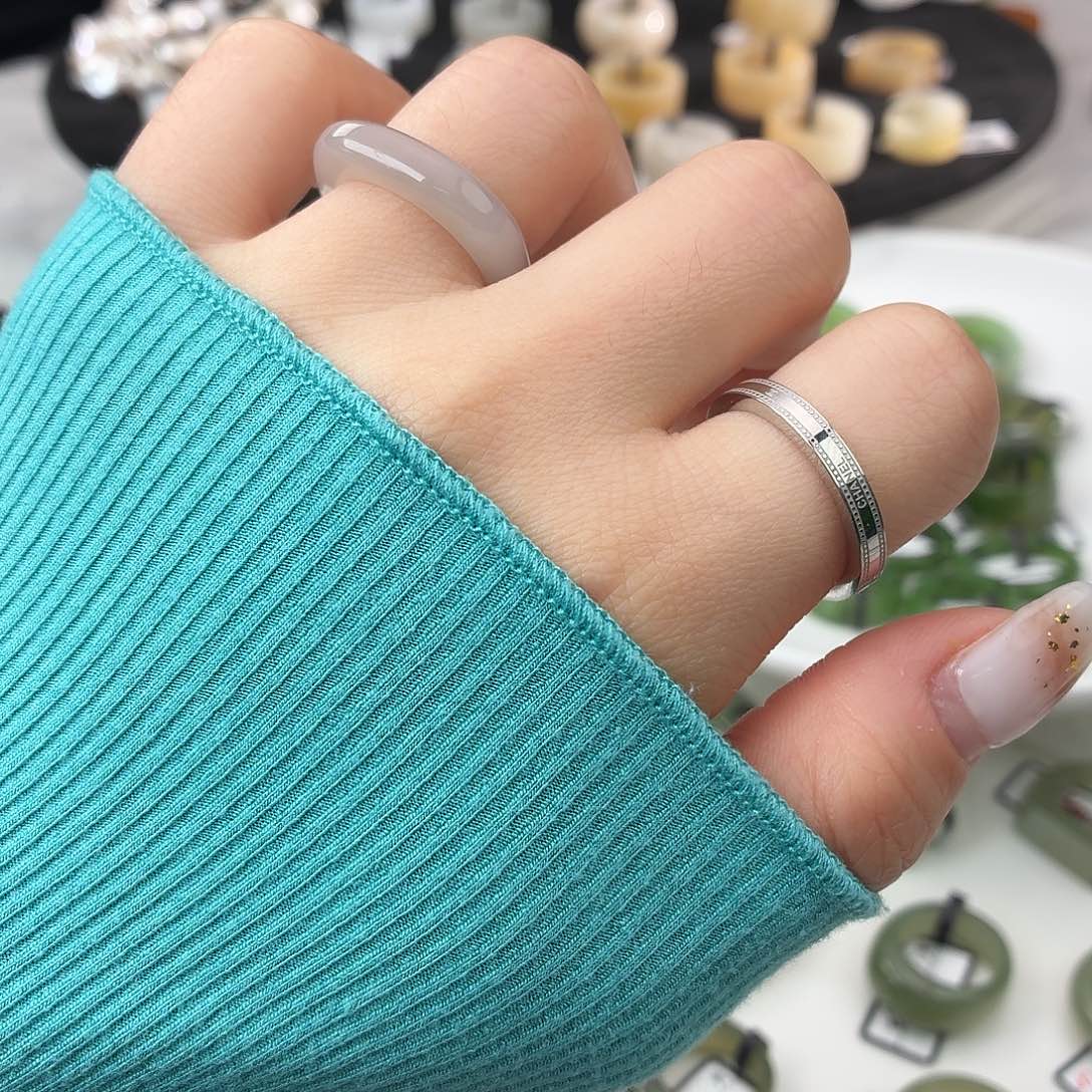 和田玉（糖玉）未镶嵌戒指S5藕粉方圆17.0