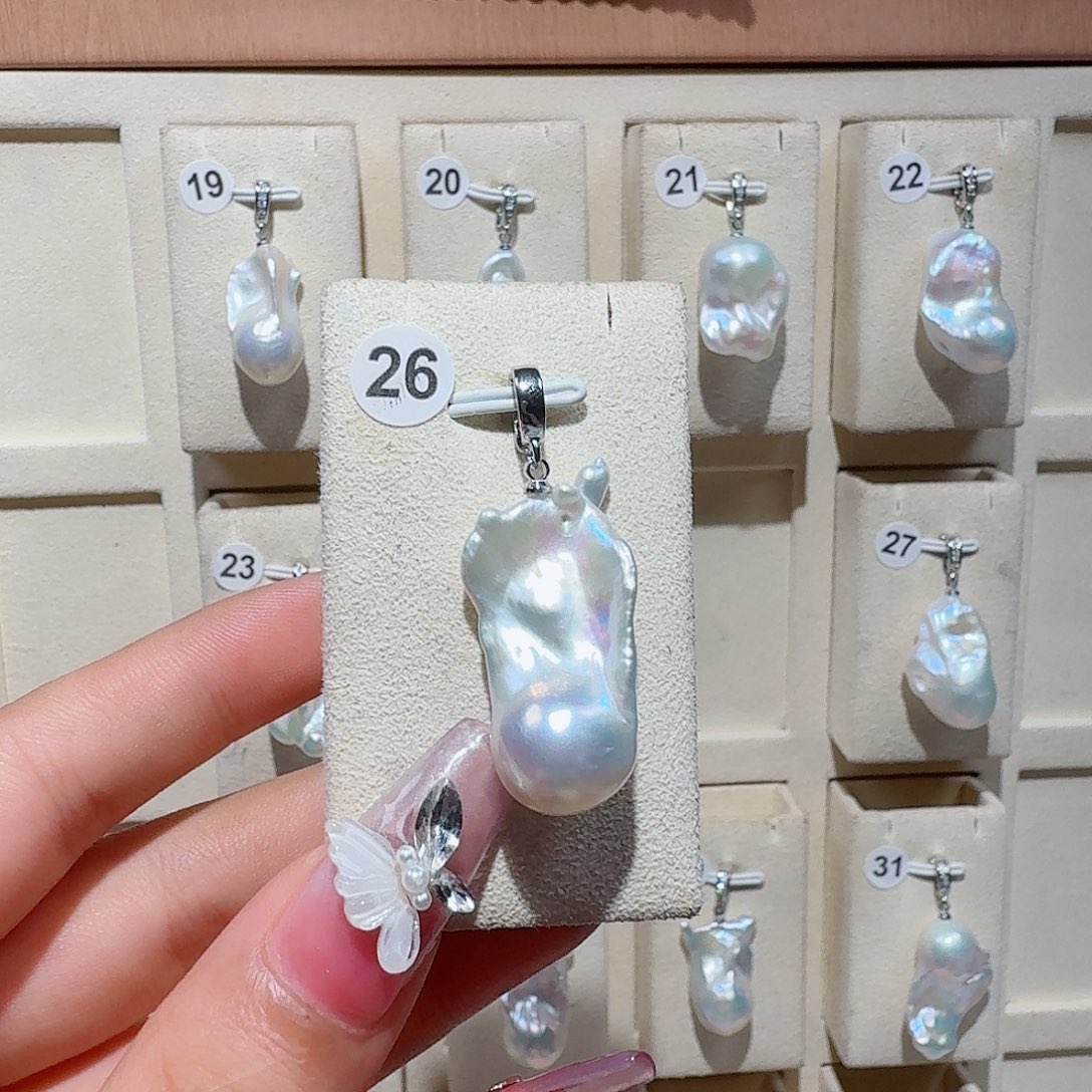 淡水珍珠颈饰合金