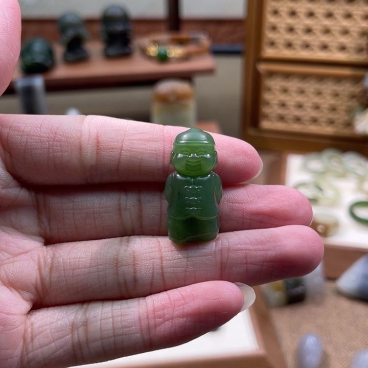 云***哥和田玉未镶嵌车挂