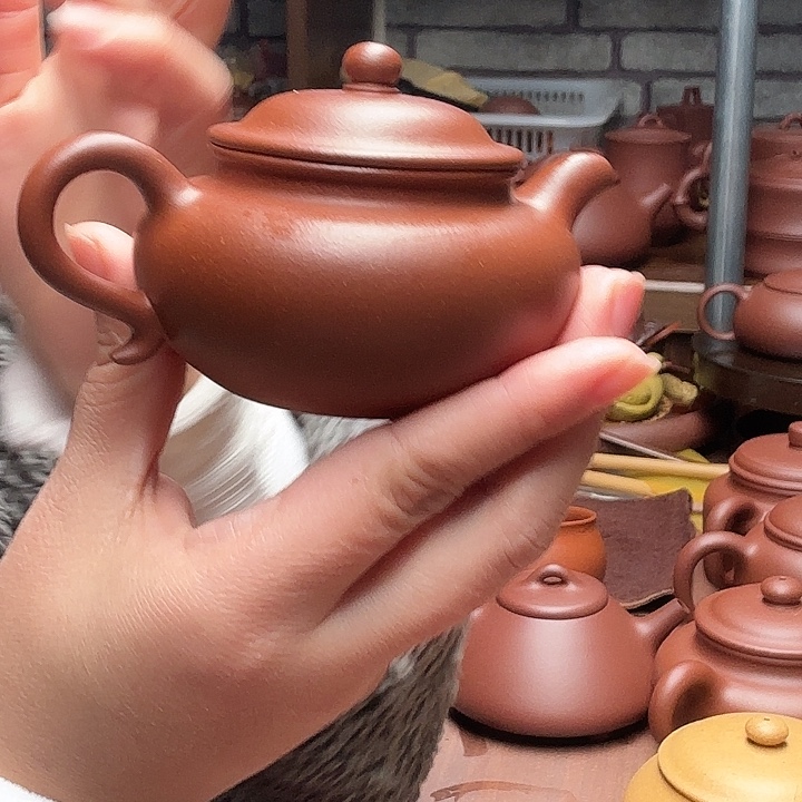 苏***大茶壶紫砂120cc 仿古 微瑕