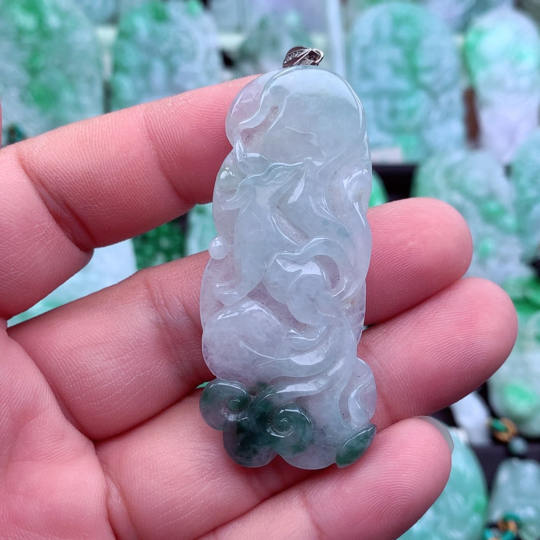 翡翠吊坠(不含链)未镶嵌