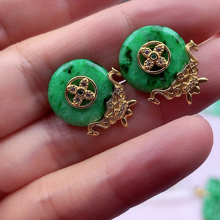 翡翠颈饰银S925镶嵌翡翠