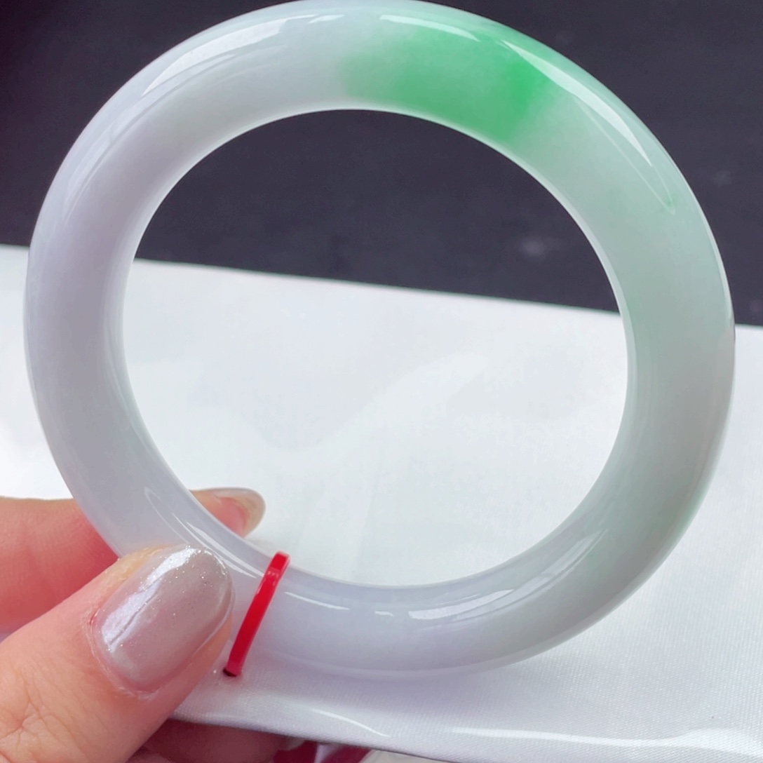 翡翠未镶嵌手镯56圆条