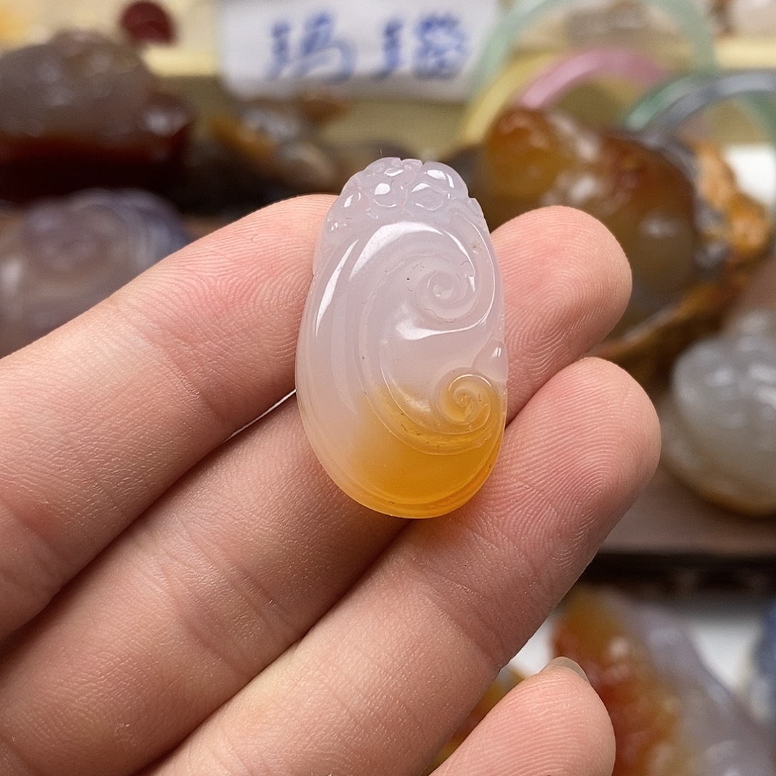 玛瑙/玉髓未镶嵌颈饰