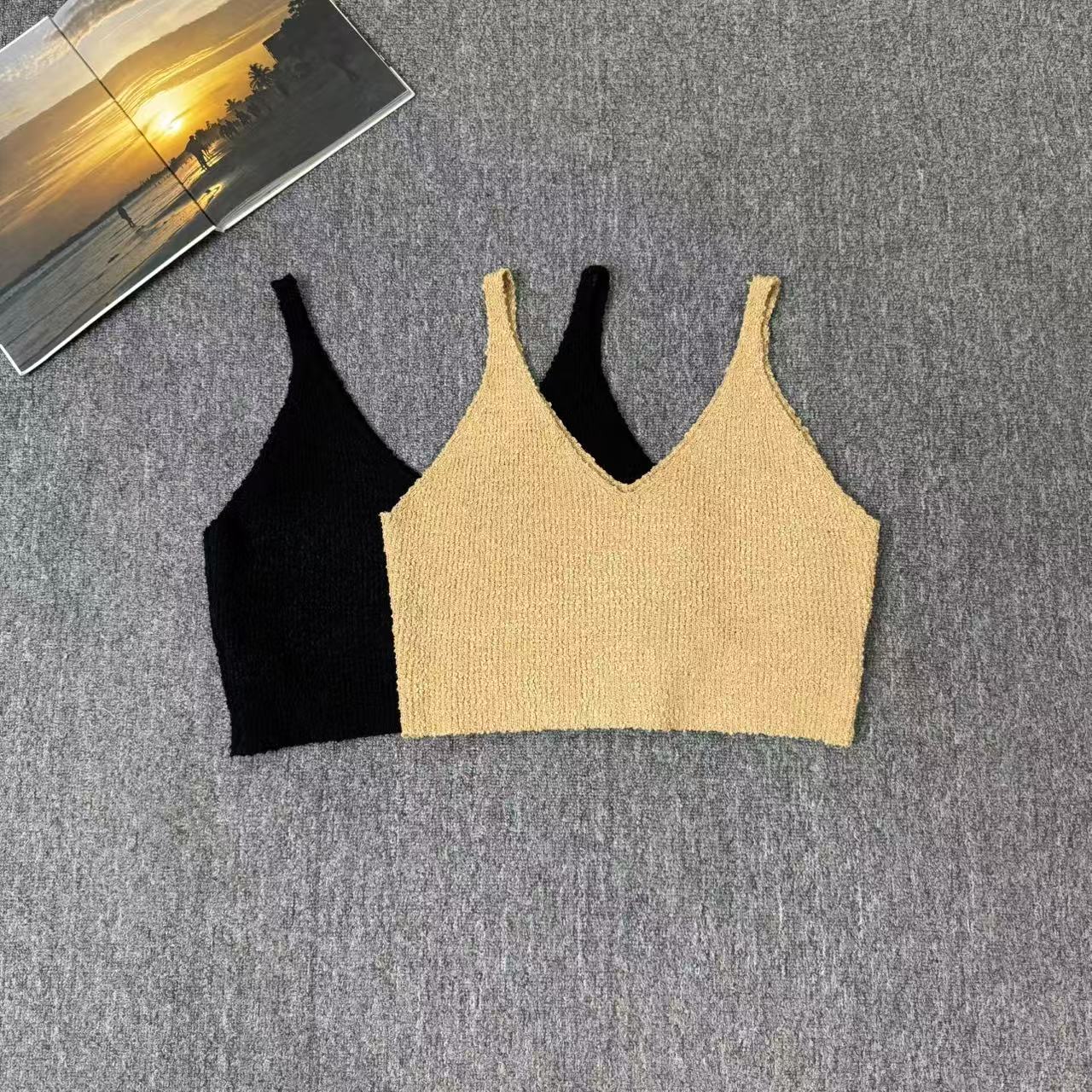 13263余小鱼【毛茸茸】两色纯色毛感舒适百搭背心可叠穿吊带女装