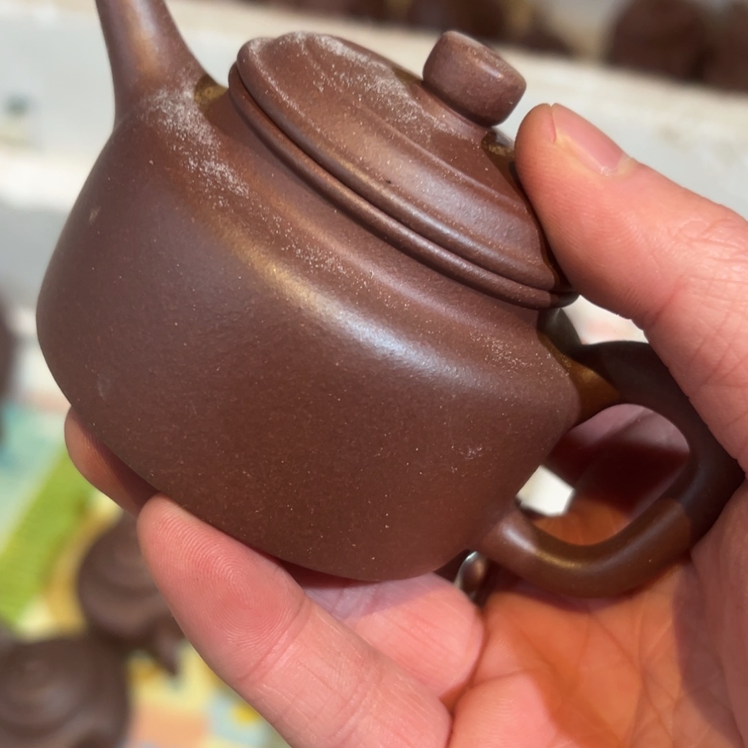 茶壶紫砂紫砂的味道真的