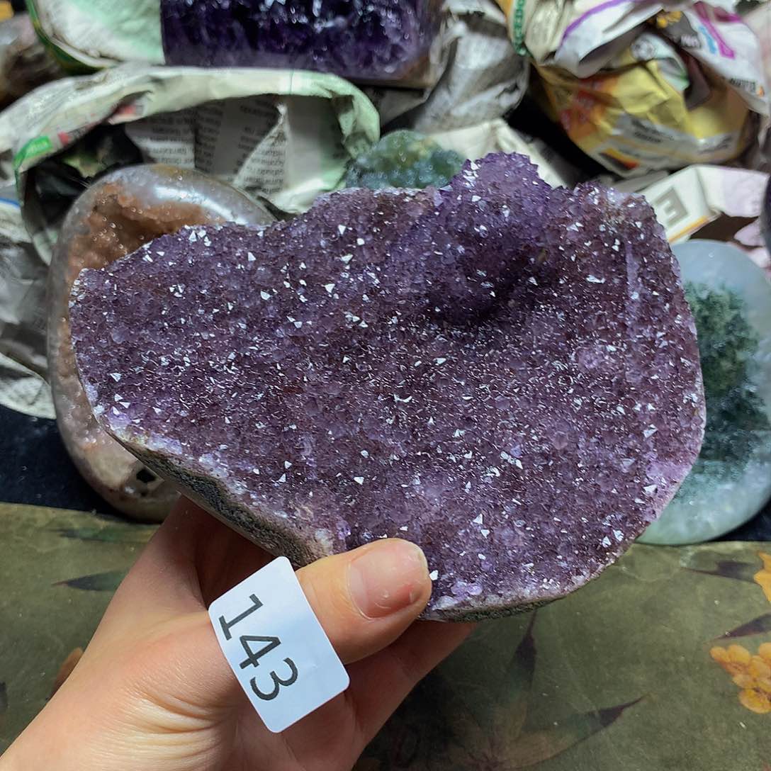 紫晶大型摆件（非配饰）未镶嵌