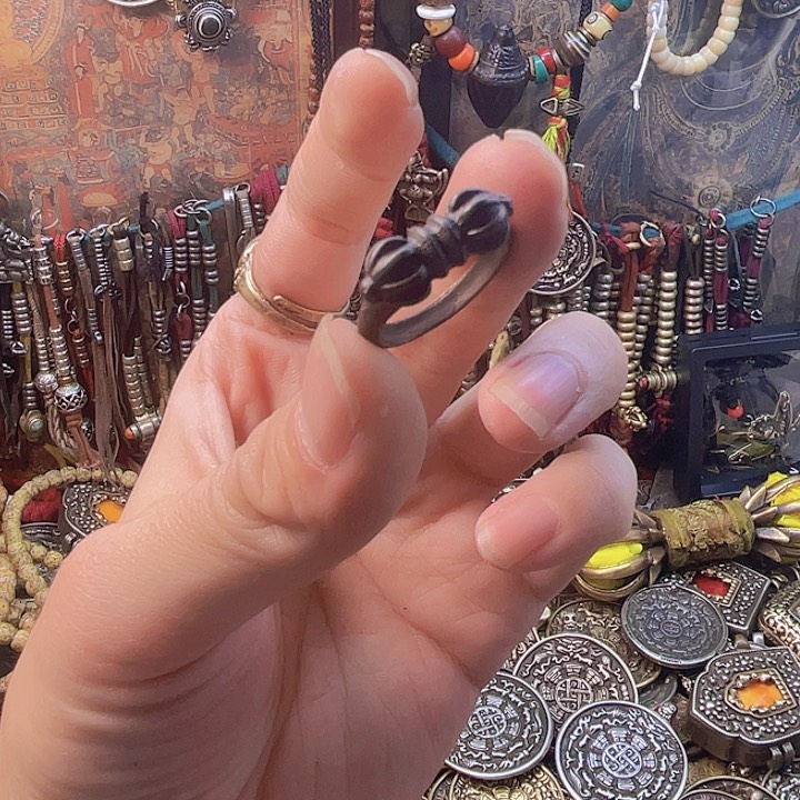 藏传黑漆戒指杵一个福利出