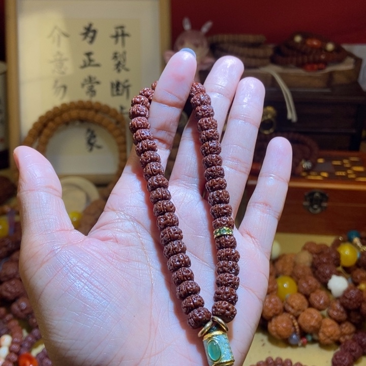 吊坠金刚菩提95玉化藏黑金刚手持