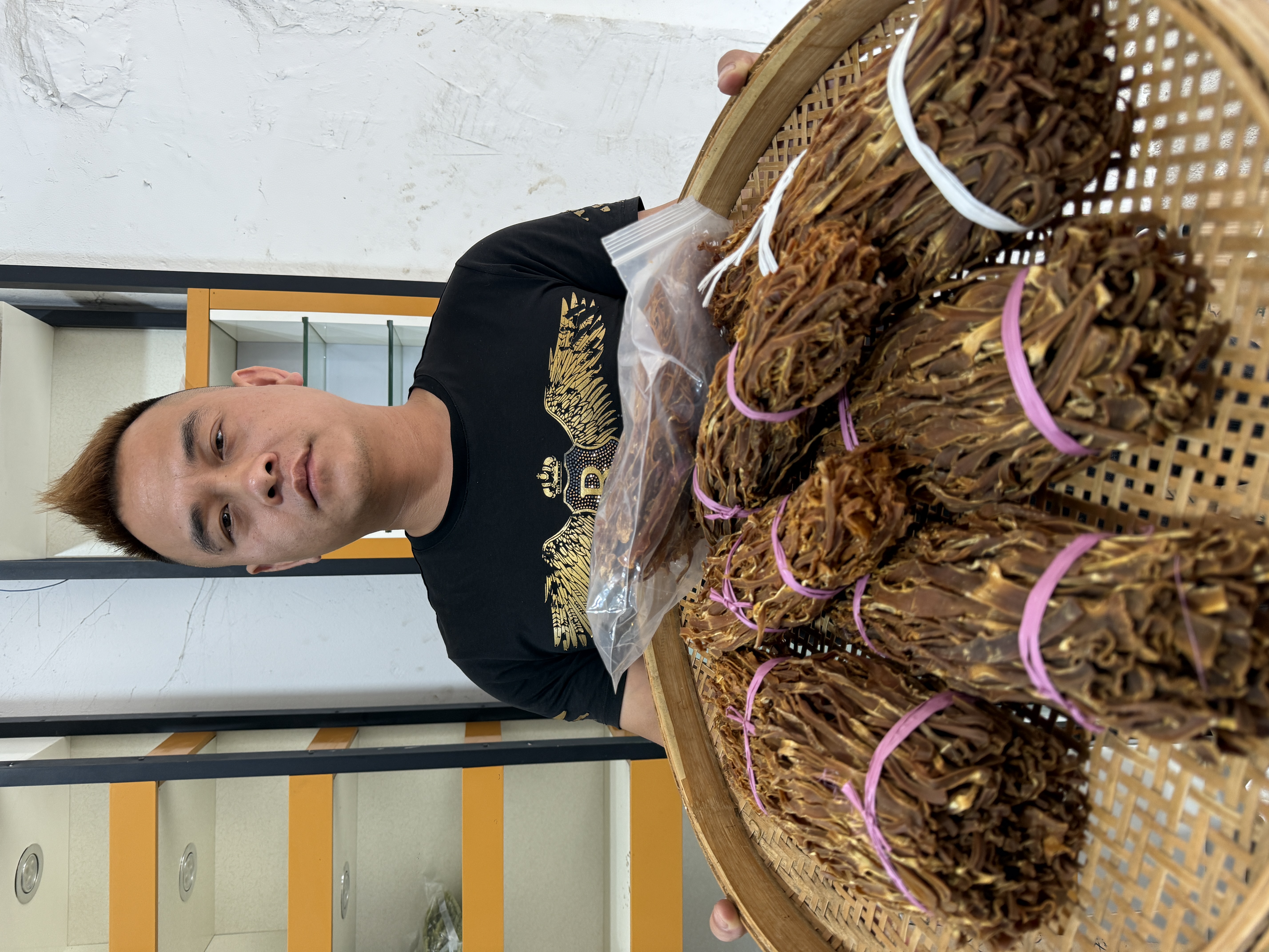 广西柳州特色干笋尖