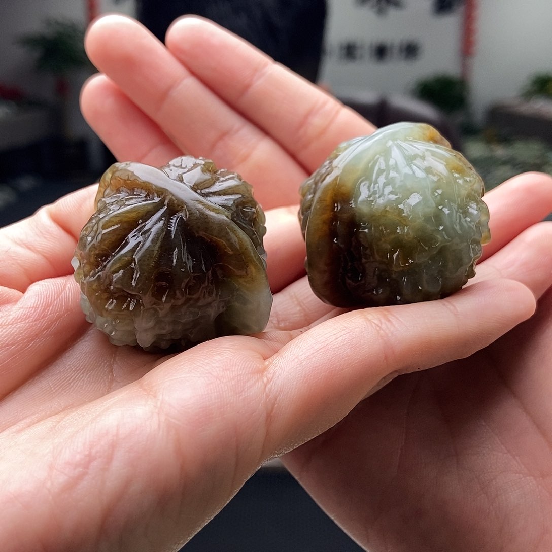 和田玉颜色多样性发拍一发一未镶嵌旺****哥