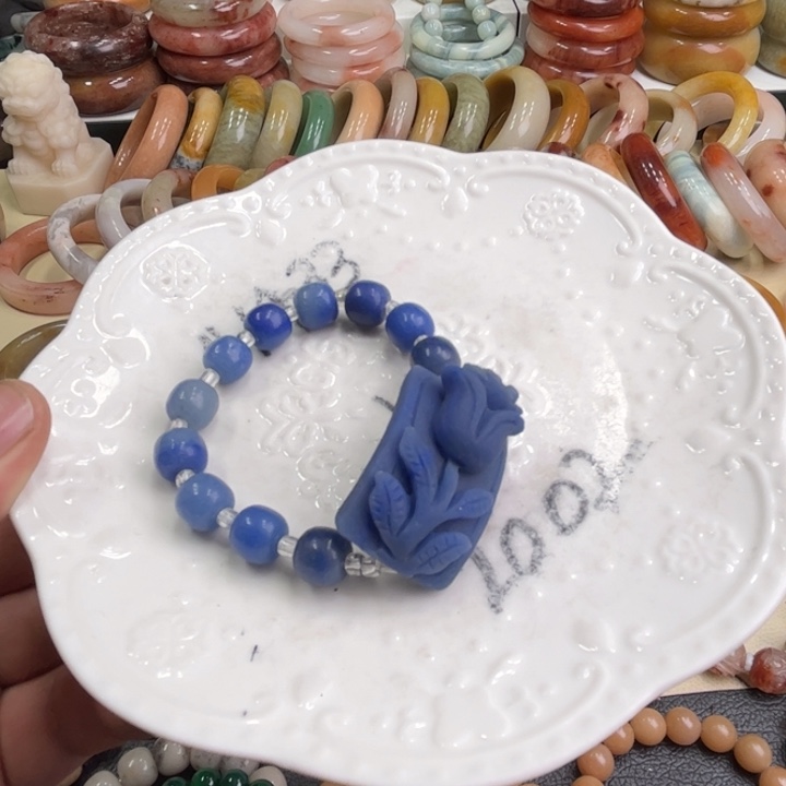 石英质玉手牌未镶嵌