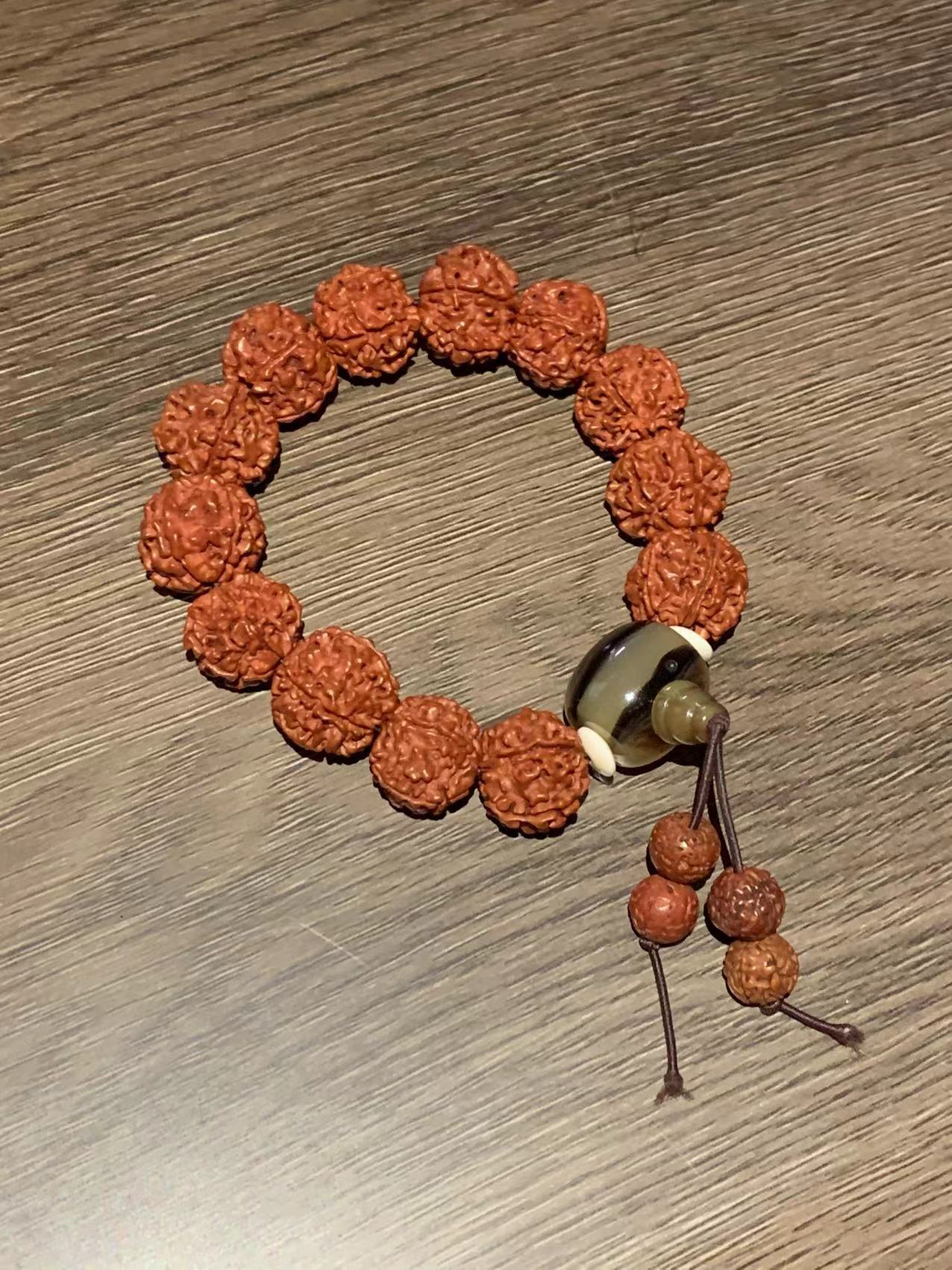 精品手串  YW  163  （无礼盒）