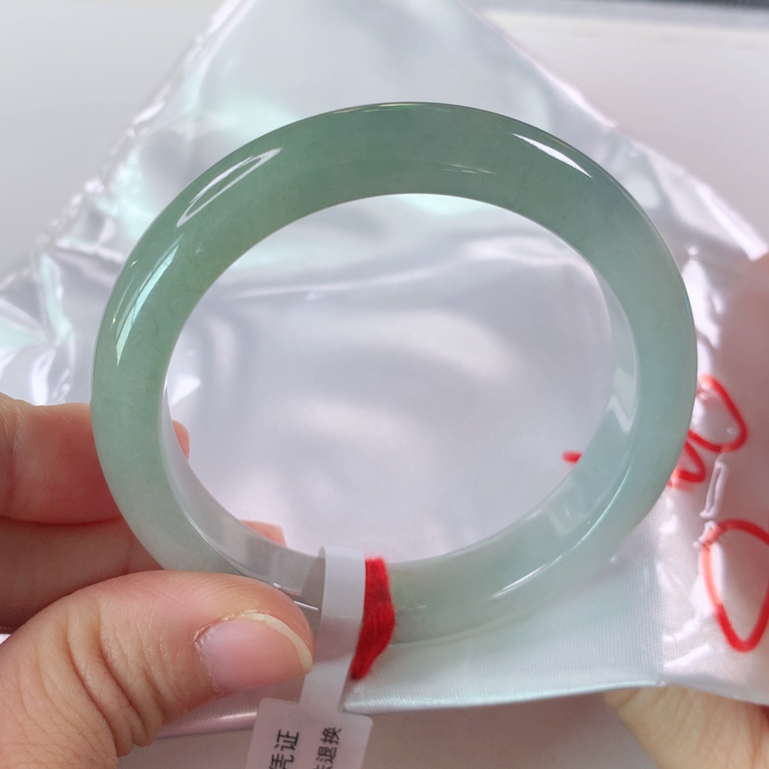 未镶嵌手镯翡翠255