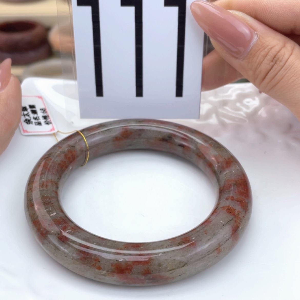 【闪购商品】石英质玉手镯未镶嵌