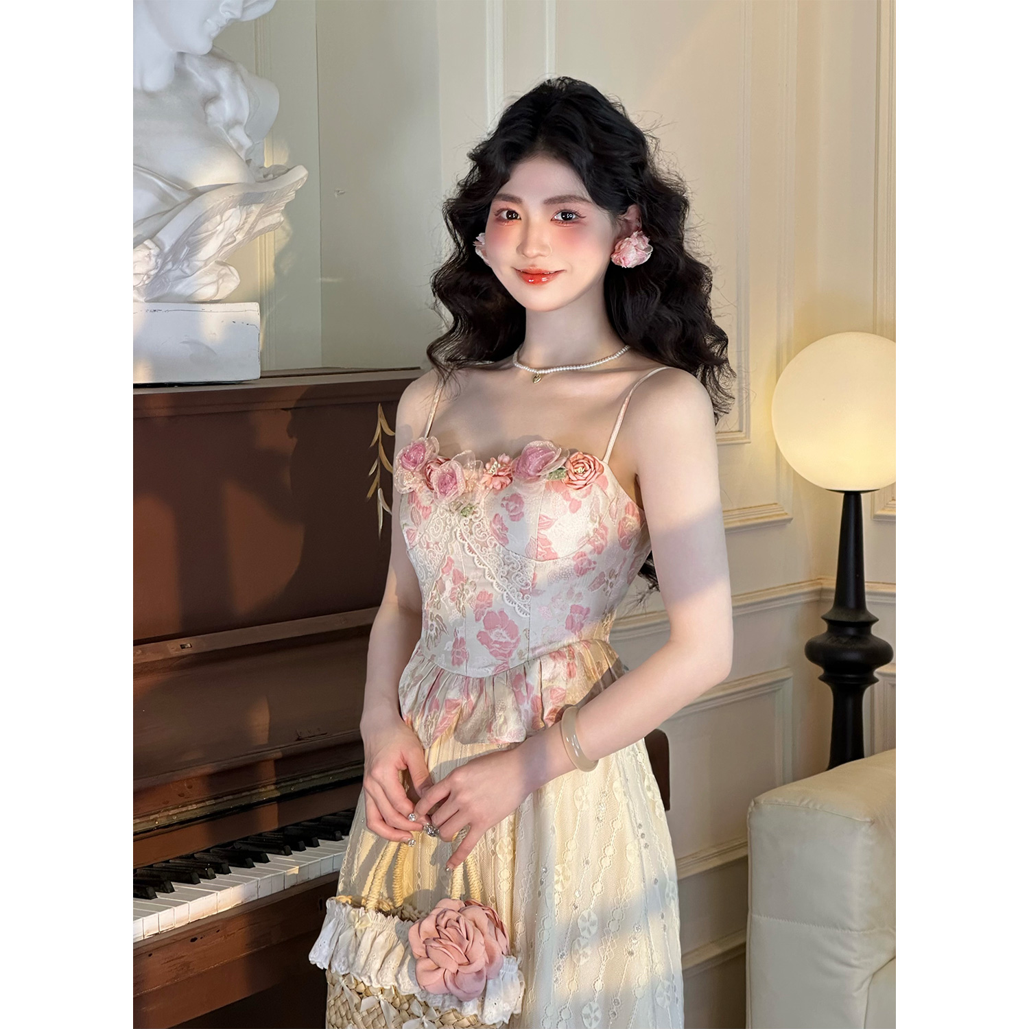 法式轻奢气质吊带度假风小众显瘦小个子连衣裙219