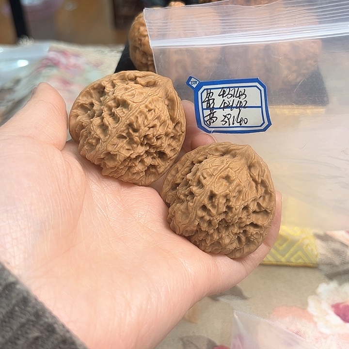 文玩核桃把件赵喜满南将石