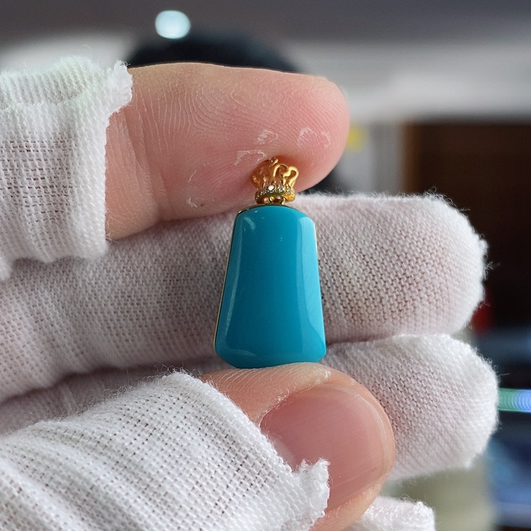 绿松石珠宝奇石18K金镶嵌