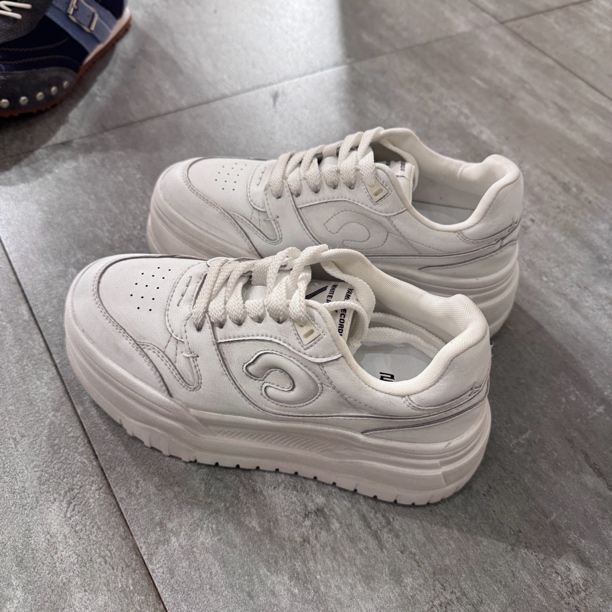 【觅而】2026春款厚底脏脏小白鞋休闲鞋2290