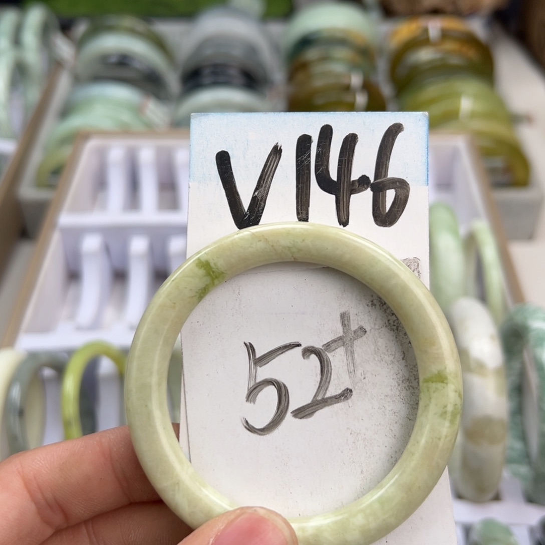 岫玉手镯未镶嵌天然岫玉微瑕