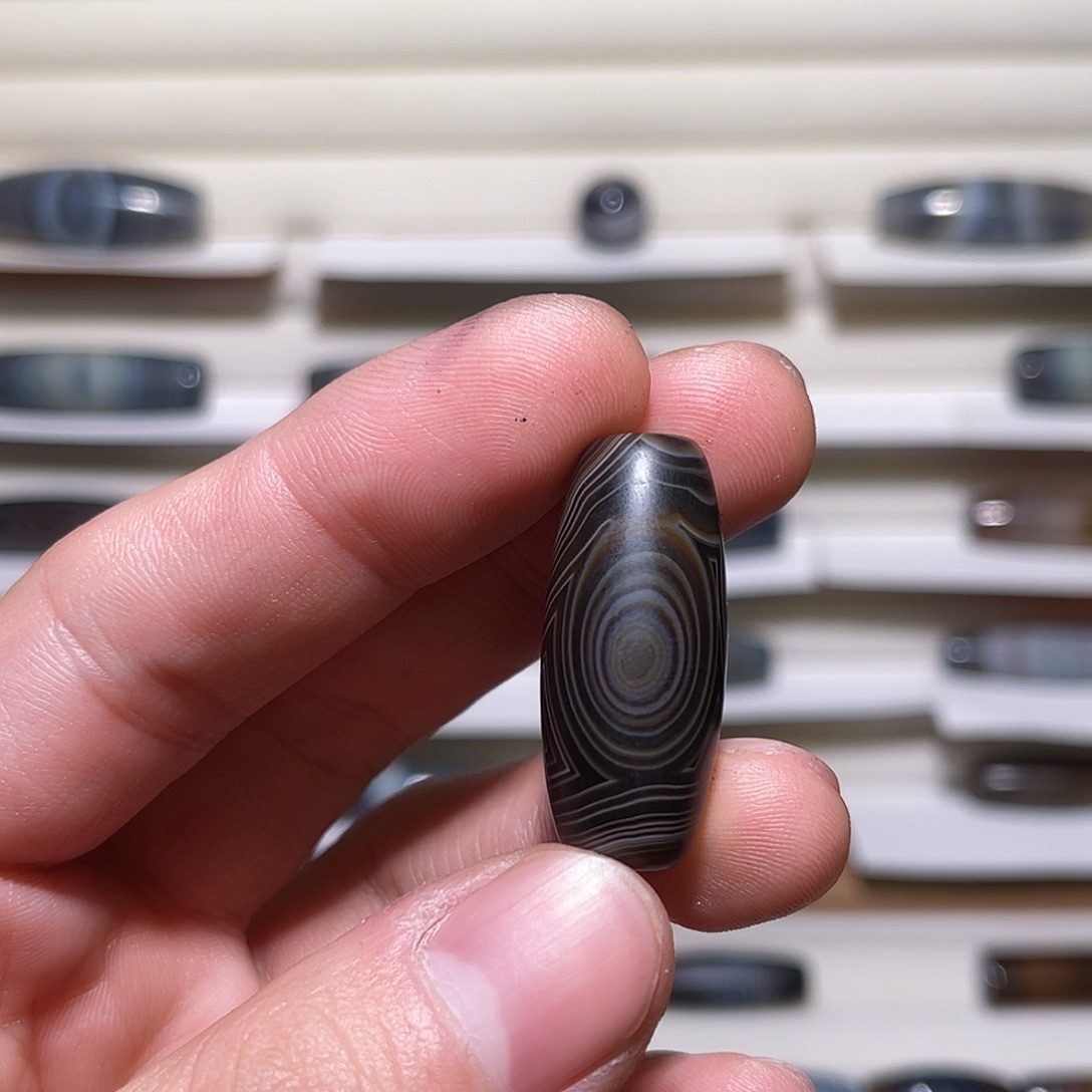 O***O玛瑙/玉髓合金珠宝奇石