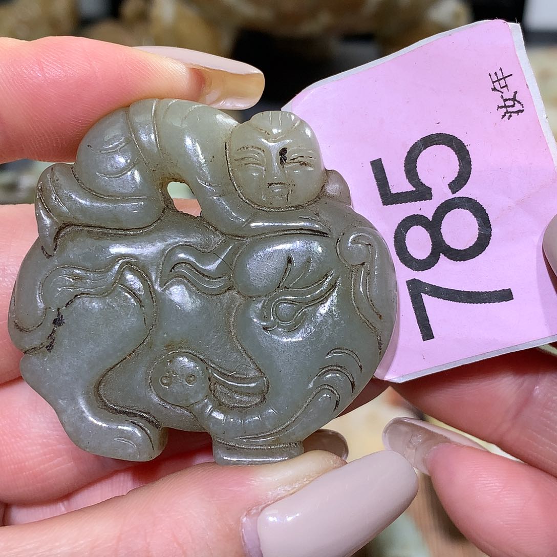 颈饰未镶嵌和田玉