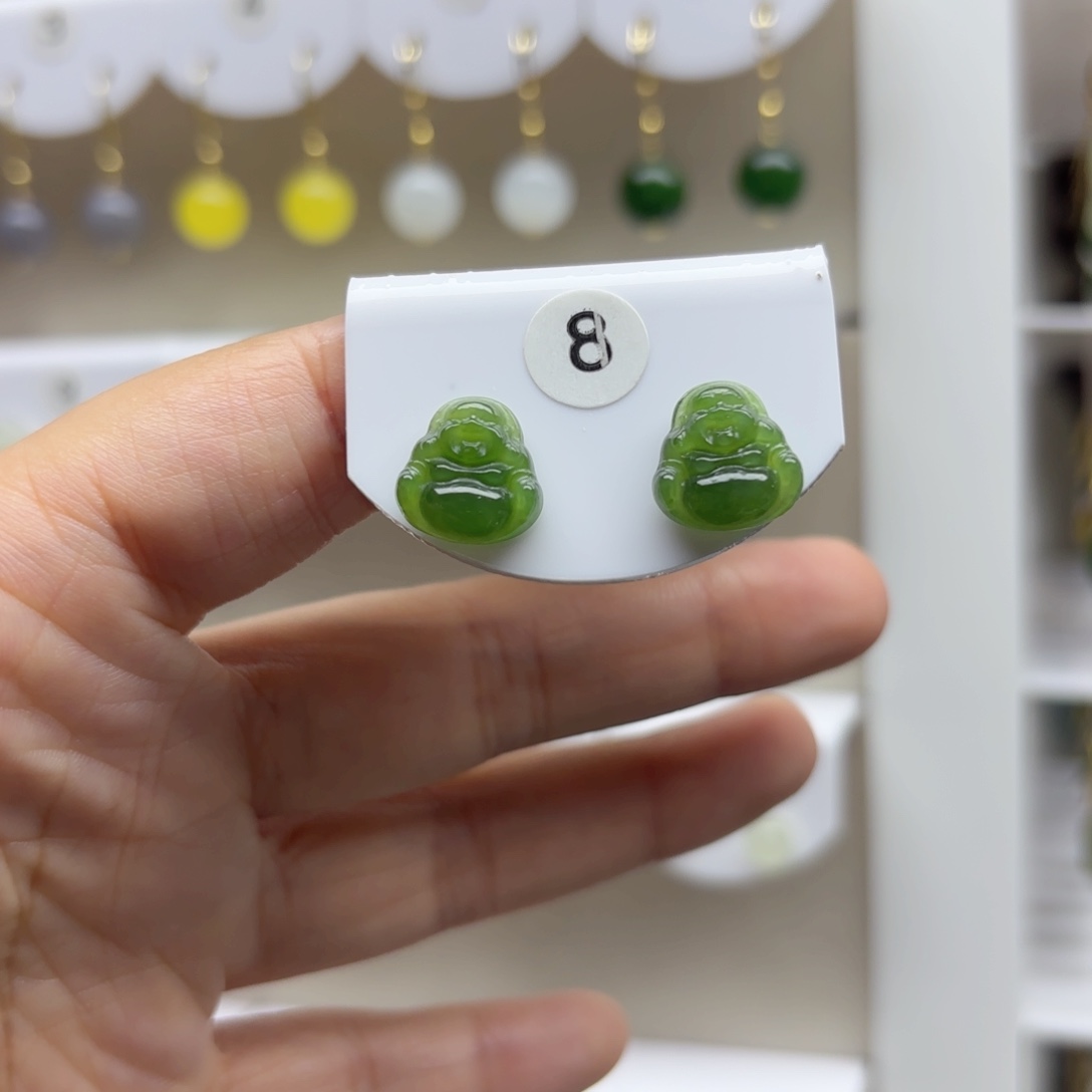 18K金镶嵌和田玉耳饰