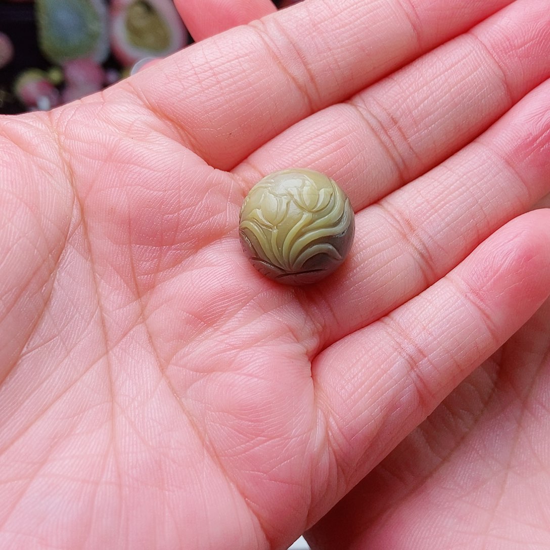 玛瑙/玉髓珠宝半成品未镶嵌小****泪