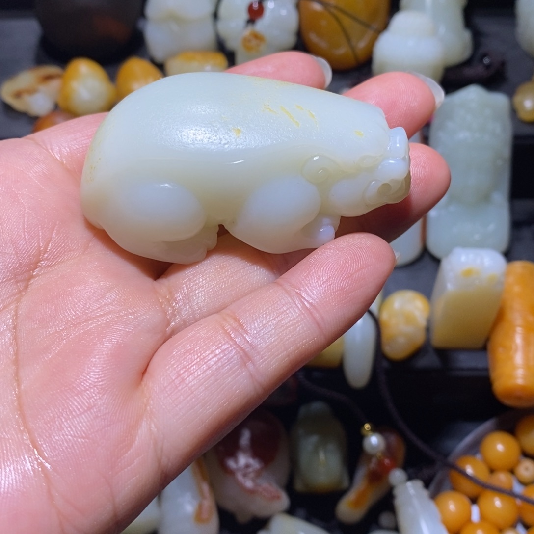 通***知和田玉未镶嵌颈饰