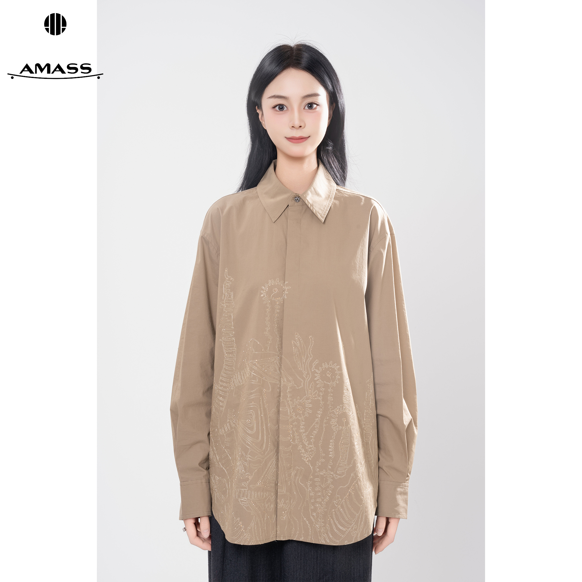 AMASS/阿玛施春夏时尚百搭休闲单排扣宽松刺绣廓形衬衫女 5300870