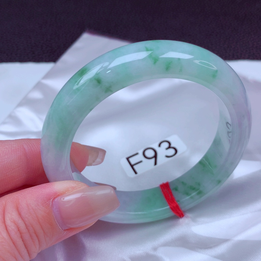 翡翠未镶嵌手镯手镯