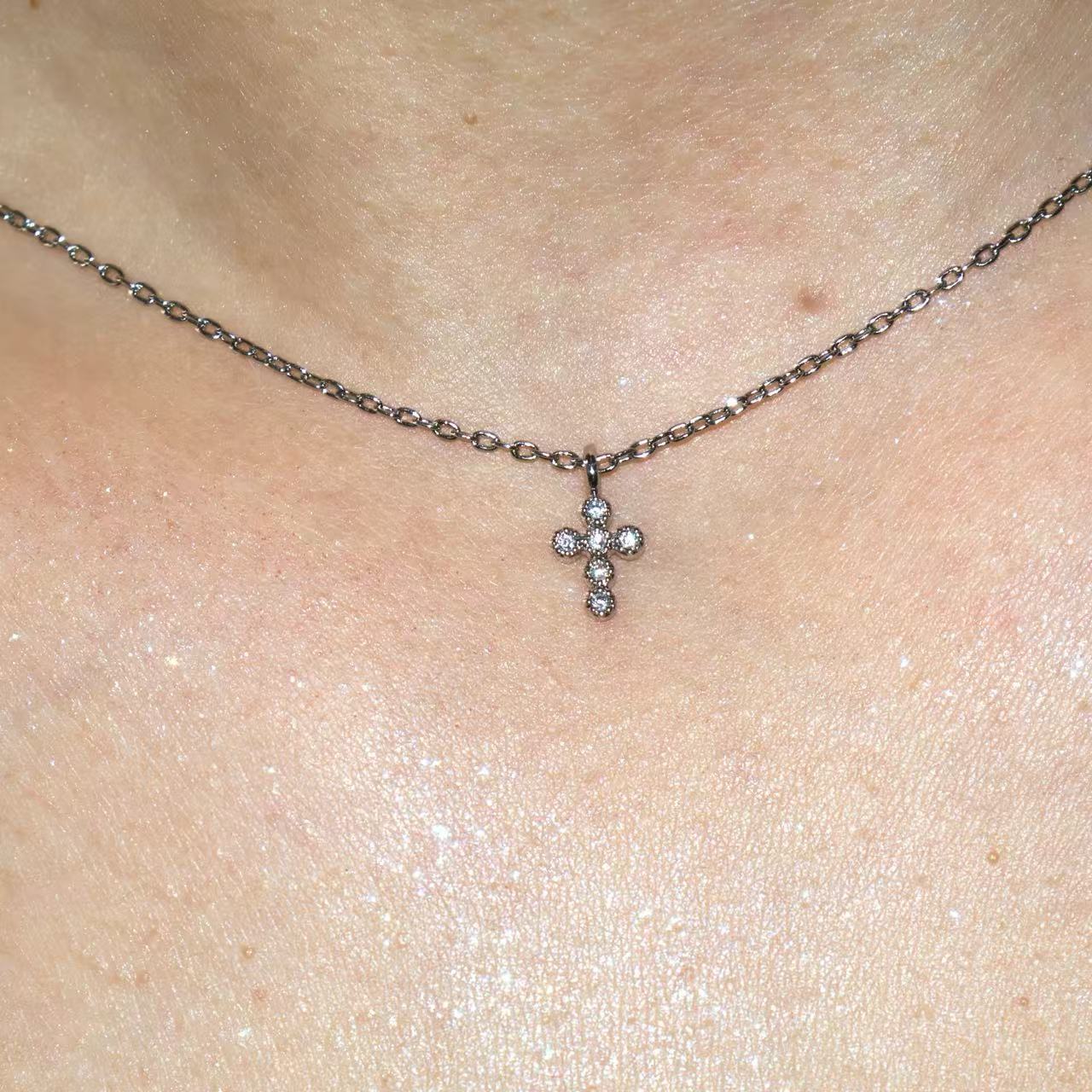 合金项链 THEA~mini Cross迷你十字架 小心机简约项链