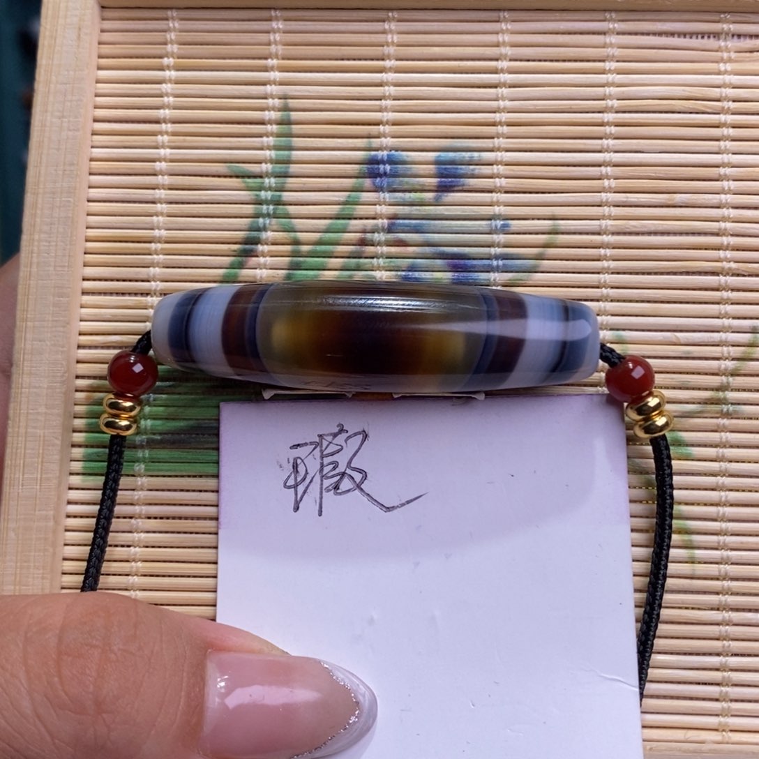 2***4玛瑙/玉髓未镶嵌珠宝半成品