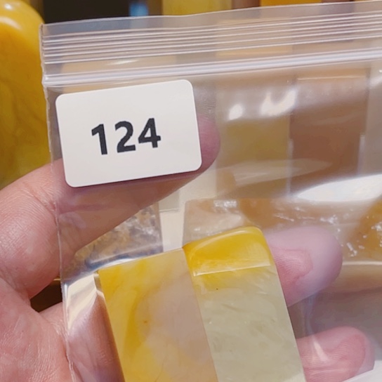 j***i老挝石老挝石北部黄