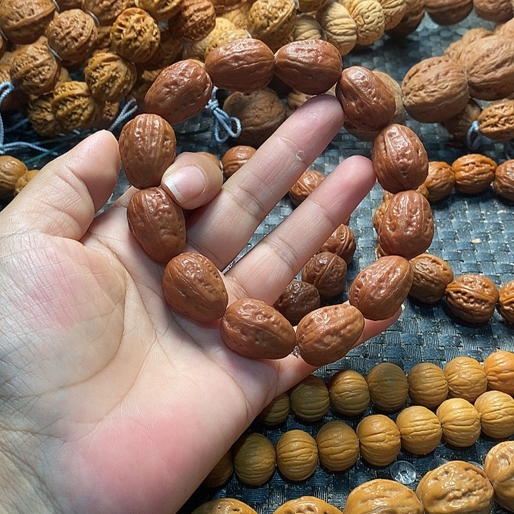 咸***志文玩核桃手串大枣