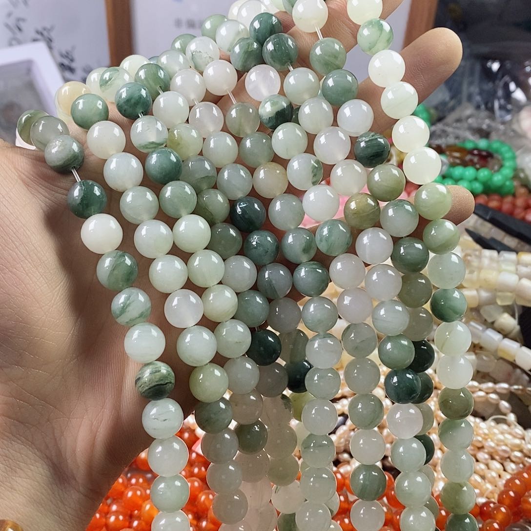 玛瑙/玉髓珠宝半成品未镶嵌一条天然10mm天山翠圆珠