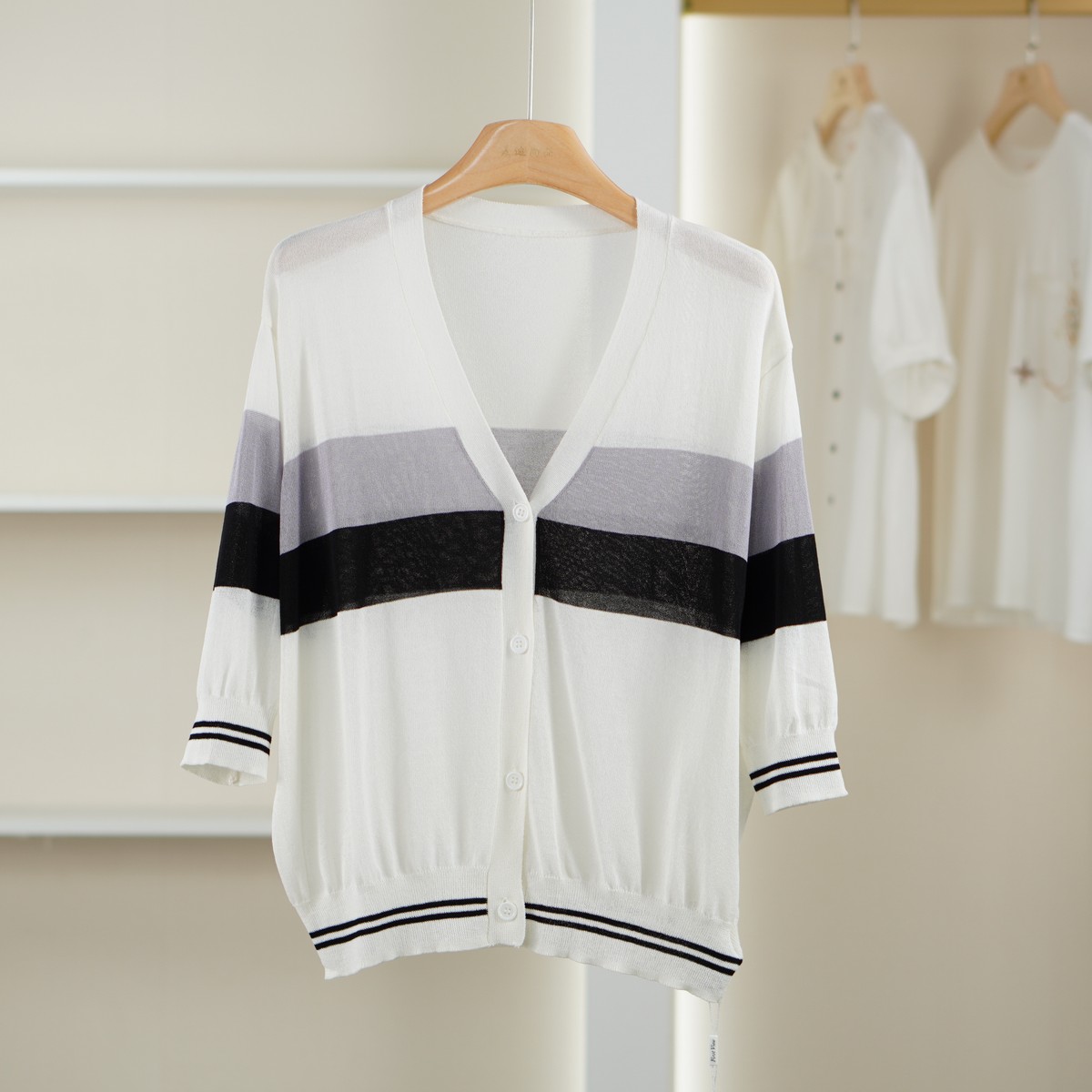 麦迪尚品【唯】51203299 简约撞色针织开衫春夏女装品牌撤柜