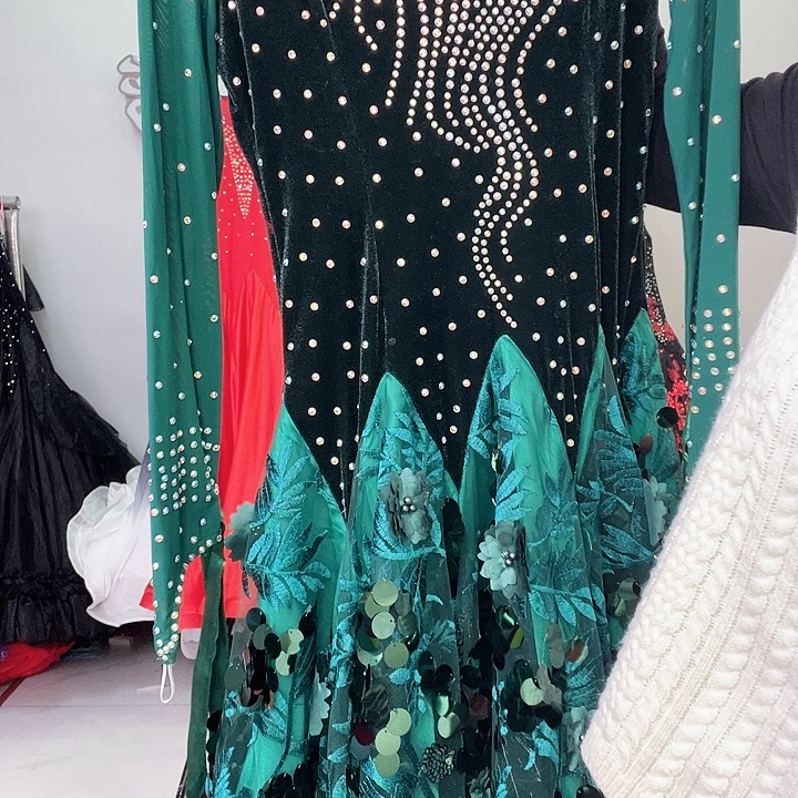 交谊舞等多种舞蹈形式的