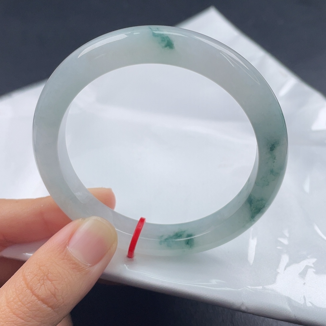 翡翠未镶嵌手镯55圈