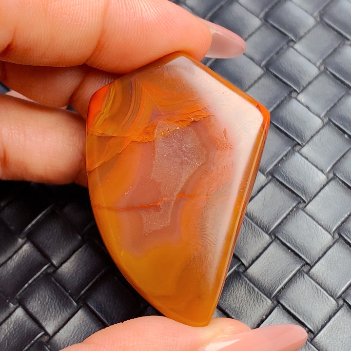 玛瑙/玉髓颈饰未镶嵌五*