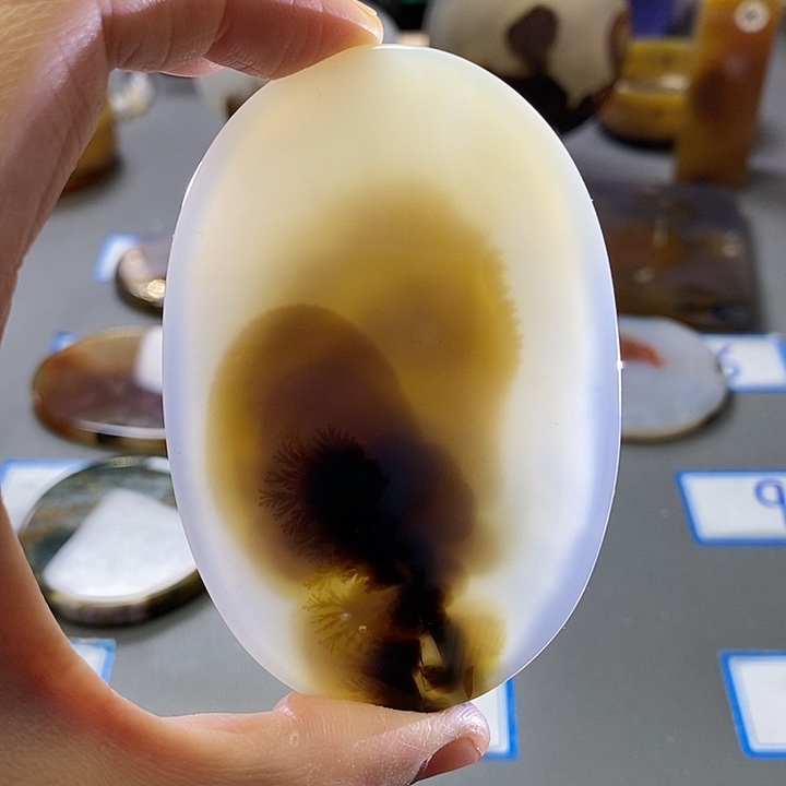 玛瑙/玉髓未镶嵌珠宝半成品143